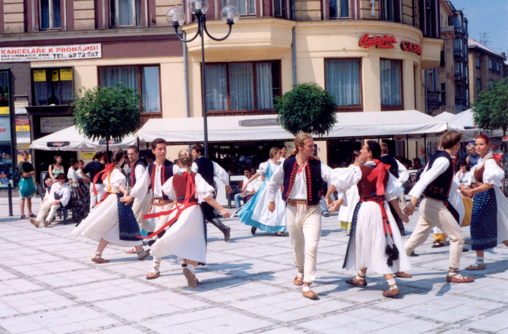 festival Folklor bez hranic Ostrava v roce 1998